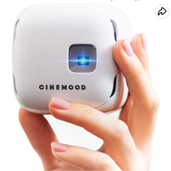 Cinemood White Portable Movie Projector - Picture 1 of 10